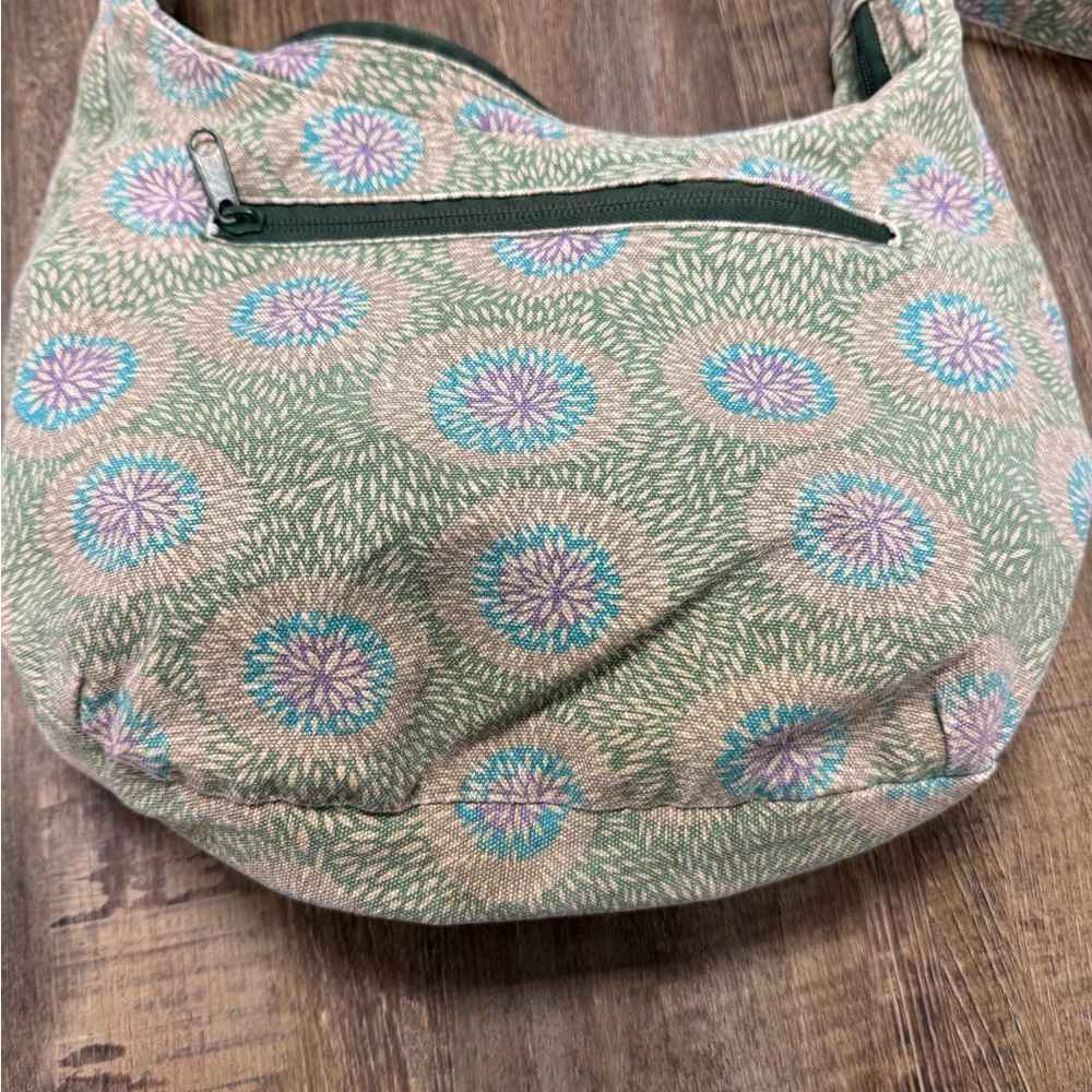 Kavu Sage Green Floral Pattern Crossbody Bag Distressed Limited Edition - Picture 8 of 16